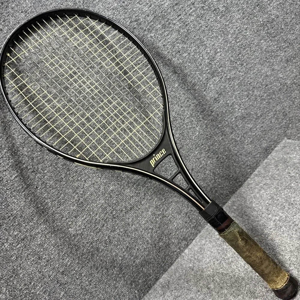 Prince Graphite Pro Series 110 Tennis Racquet Leather 4 3/8 Grip With Cover Nice